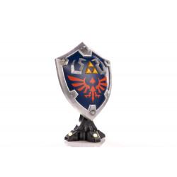 Zelda Breath of the Wild: Hylian Shield Collector's Edition - 29cm PVC Statuette