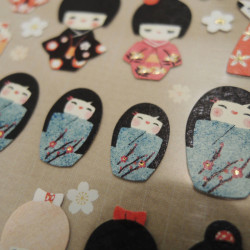 poupées kokeshi - Daily Deco Stickers autocollants